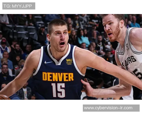 赛后复盘:上海篮球队与广州篮球队的战术意识与表现分析 赛后复盘:上海篮球队与广州篮球队的战术意识与表现分析