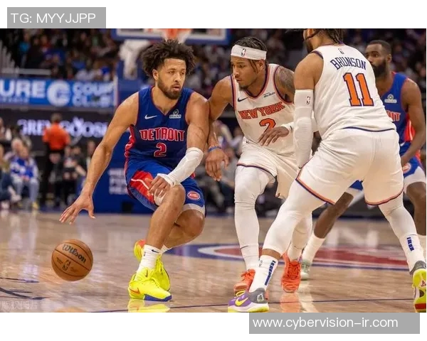 2015年NBA季后赛火箭对决快船的经典对抗与激烈战局回顾 2015年NBA季后赛火箭对决快船的经典对抗与激烈战局回顾