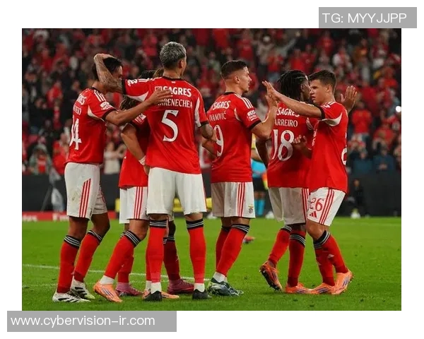 2012年多特蒙德与曼城激战回顾：足球盛宴中的经典对决与精彩瞬间