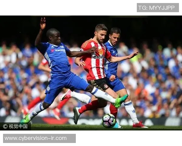 坎特：从篮球场到社会运动的多重身份与影响力探讨