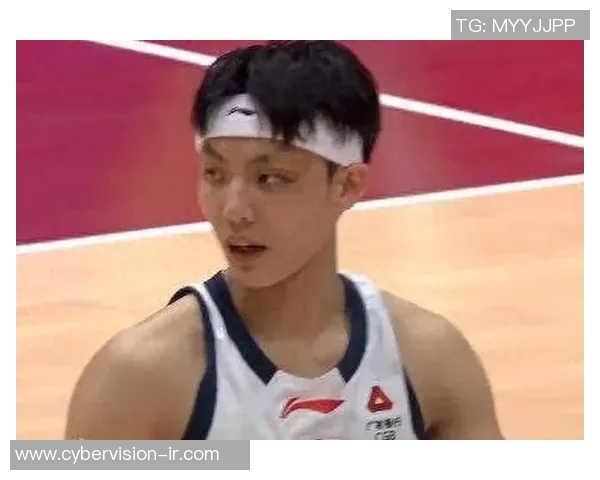 徐杰的篮球之路：从青涩少年到CBA明星的奋斗故事与成长历程