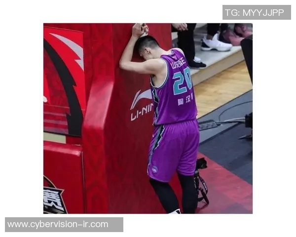 方硕的篮球之路：从青涩新星到CBA赛场的闪耀巨星