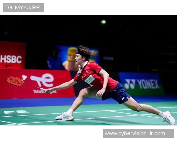 深圳羽毛球队与重庆羽毛球队赛后复盘分析灵活性表现及战术调整